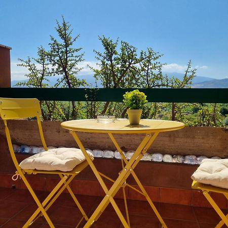 Appartamento Les Roches Noires Giardini-Naxos Extérieur photo